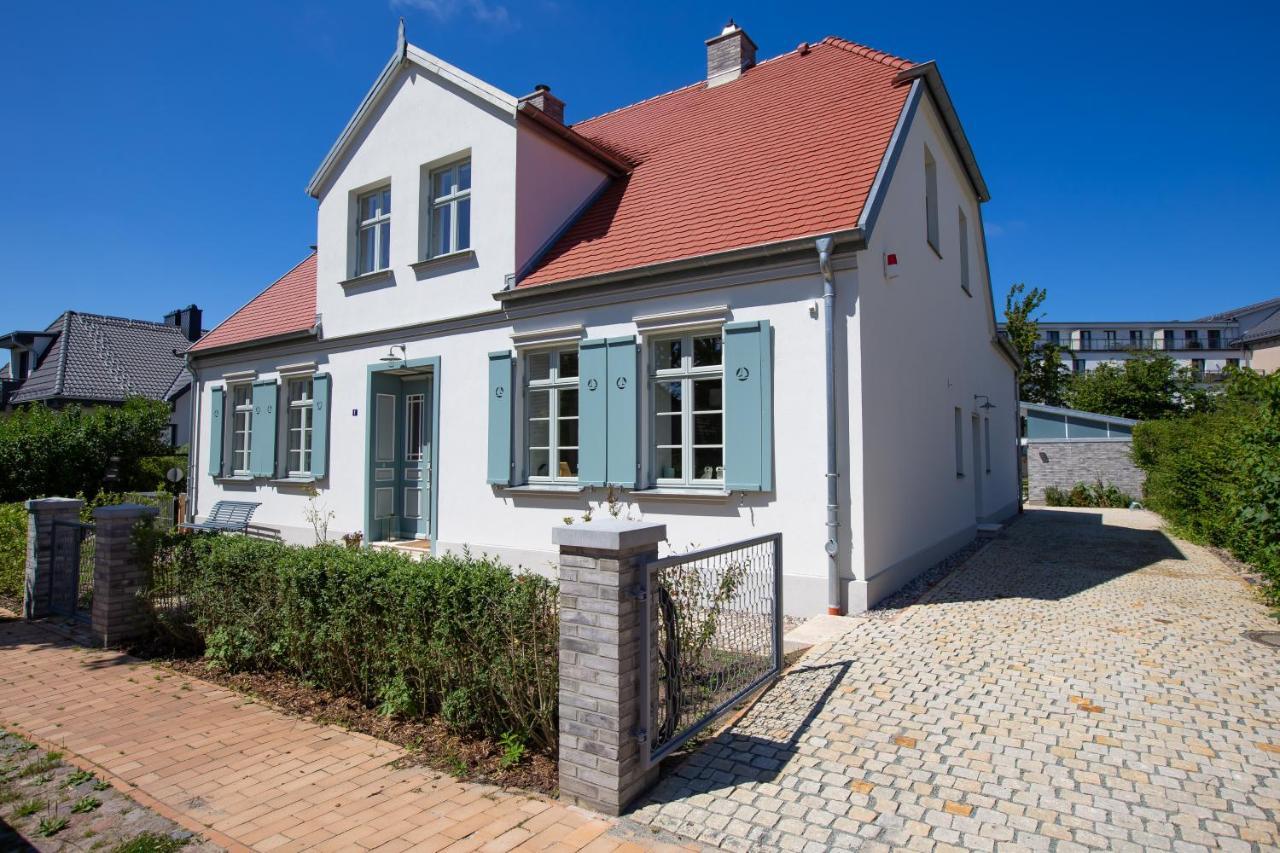 Kapitaenshaus Luv & Lee Villa Вустров Екстериор снимка